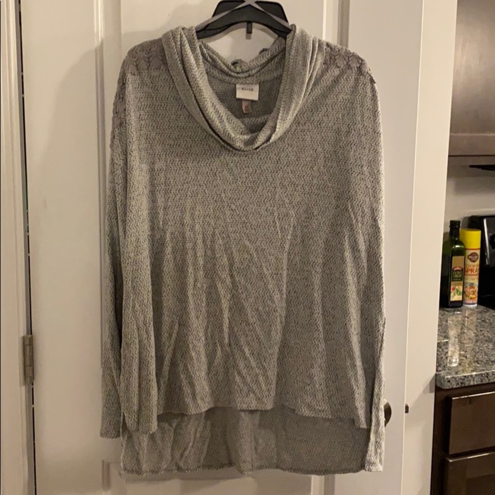 Know rose lightweight sweater